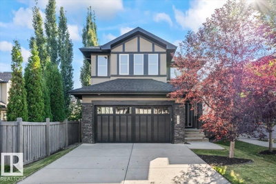 1090 ARMITAGE Crescent