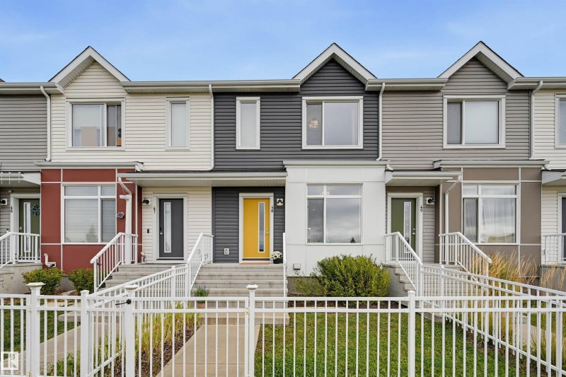 A unit for sale at 215 Saddleback Road NW