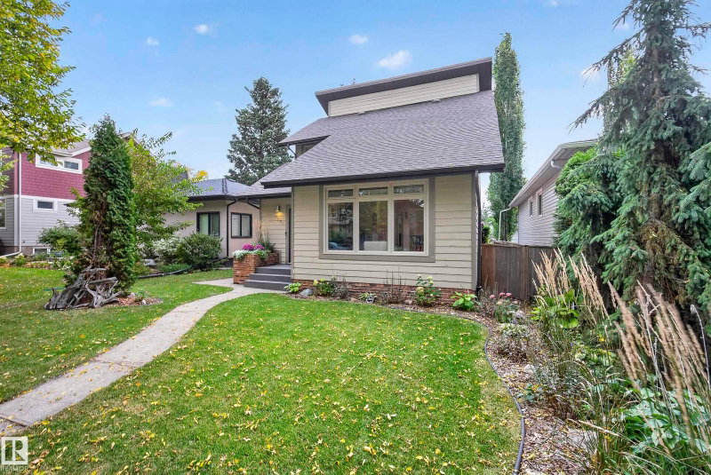 9047 94 Street NW, Edmonton — listing photo 2