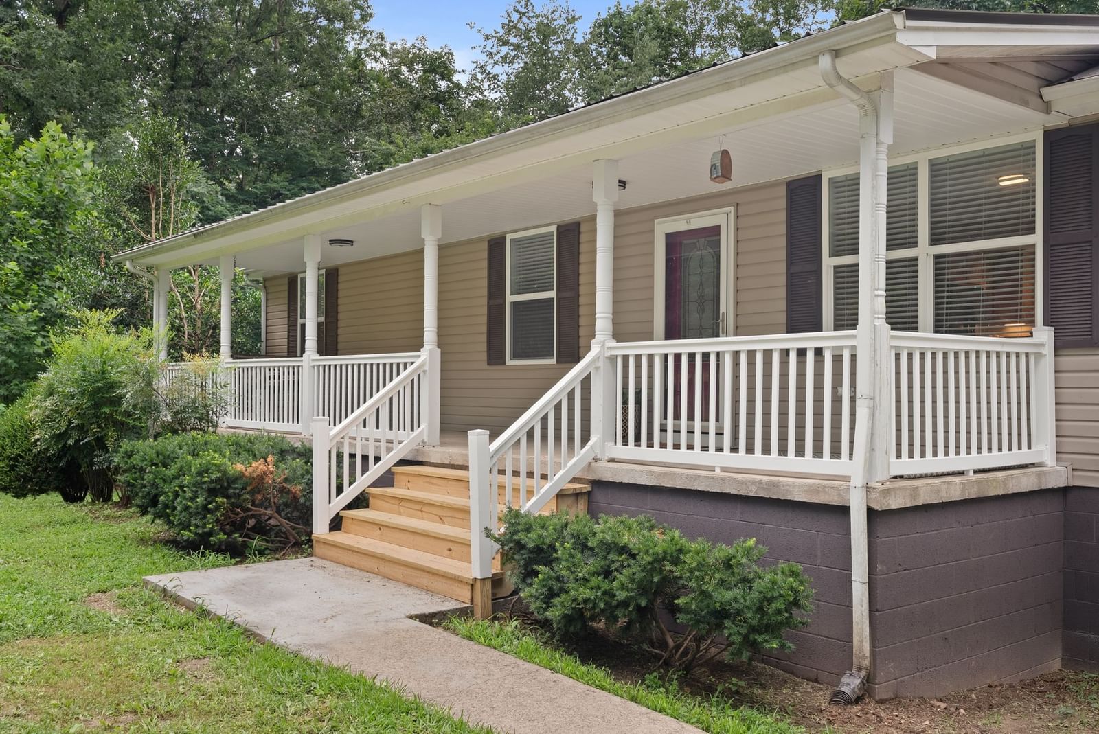 1330 Promise Land Rd — photo 2