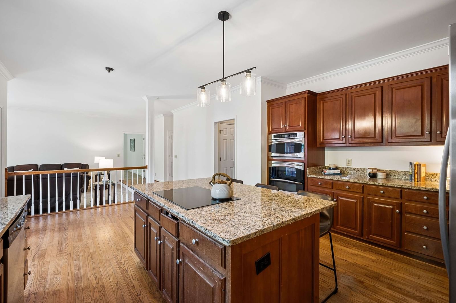 1570 Woodberry Ct — photo 8