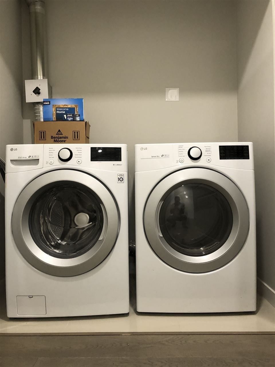 Listing Image 14