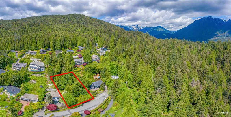 478 Craigmohr Drive, West Vancouver, V7S 1W6 | Image 3