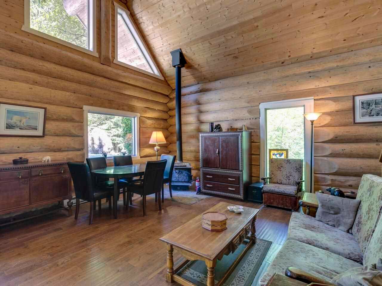 Listing Image 4
