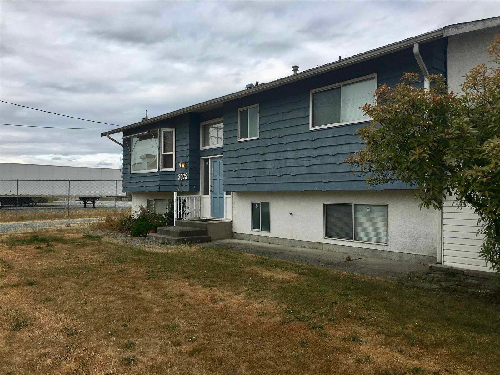 Listing Image 5