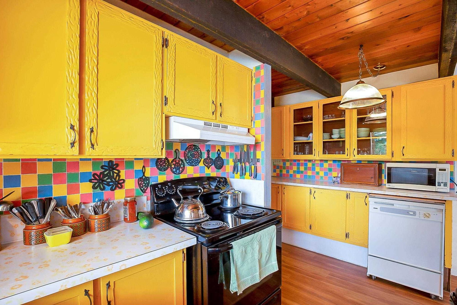 Listing Image 10