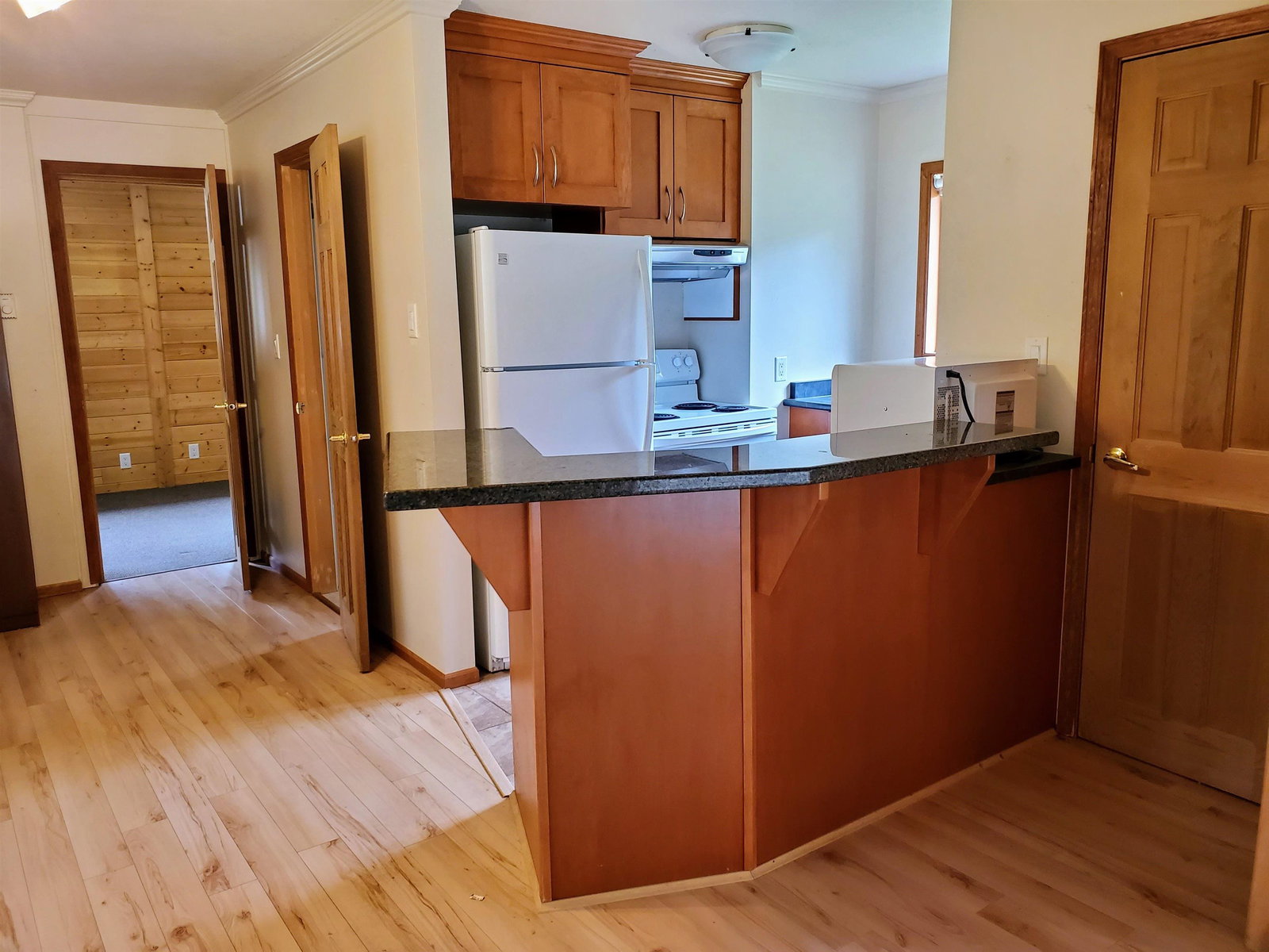 Listing Image 13
