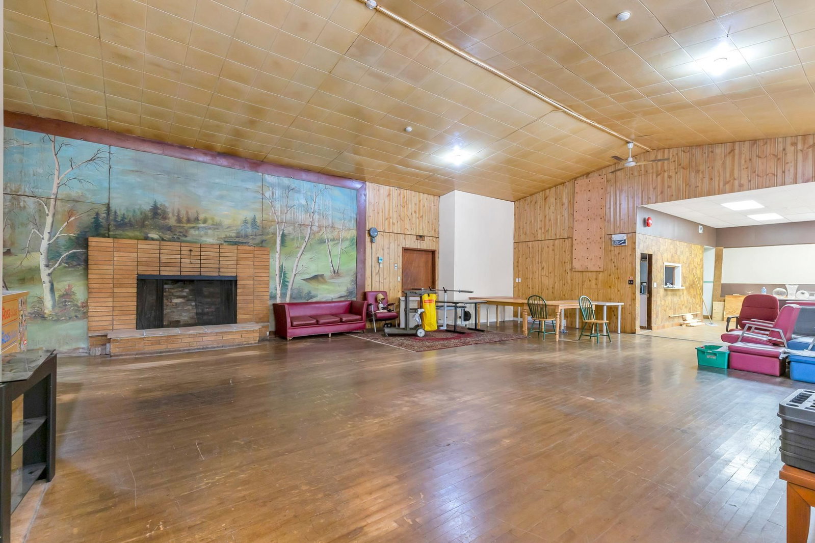 Listing Image 13
