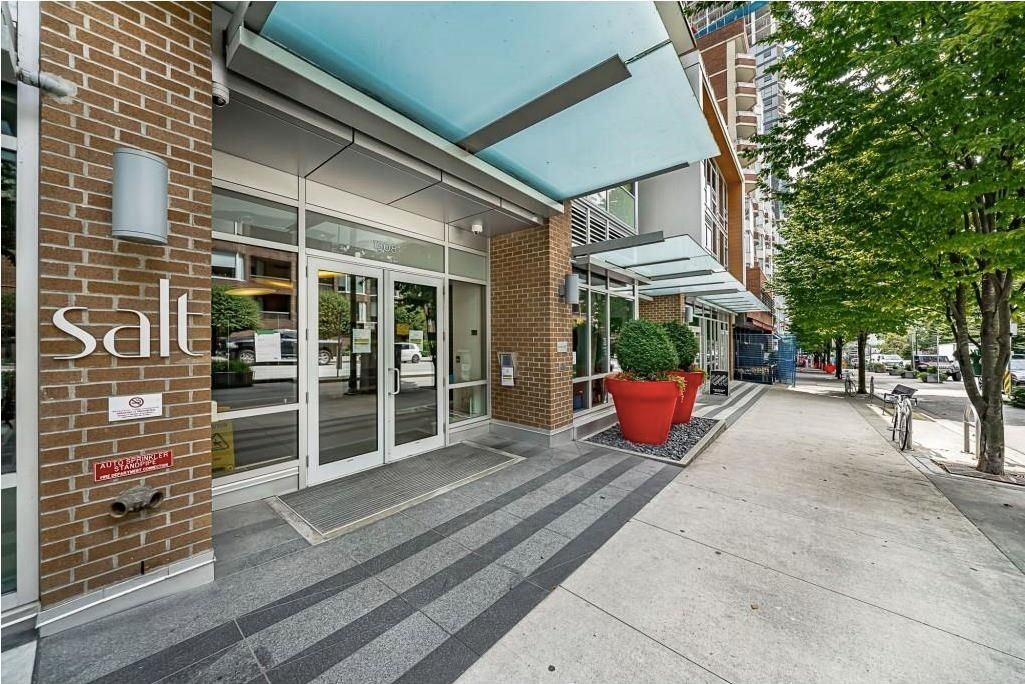 Listing Image 13
