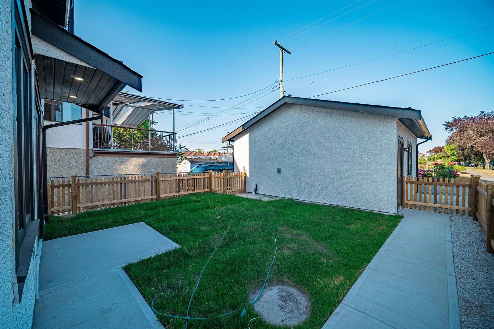 Listing Image 19