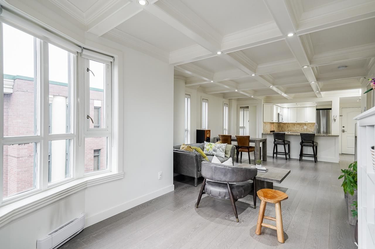 Listing Image 11