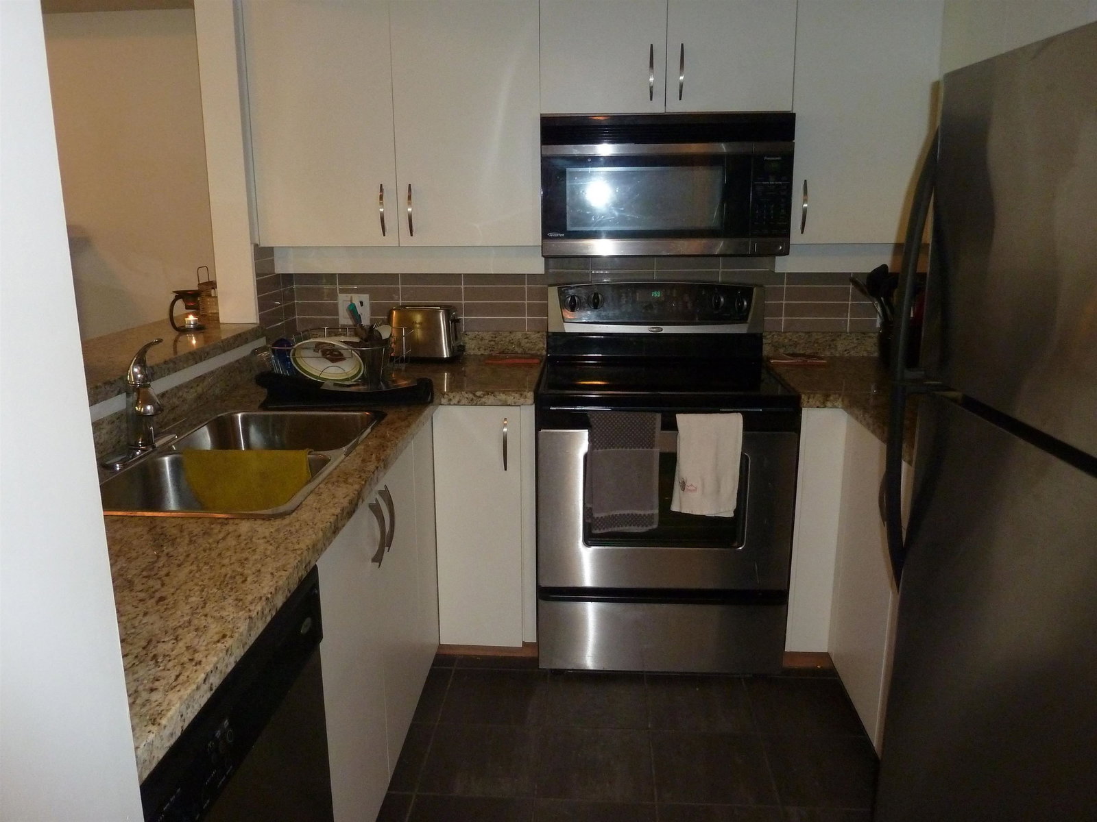 Listing Image 5