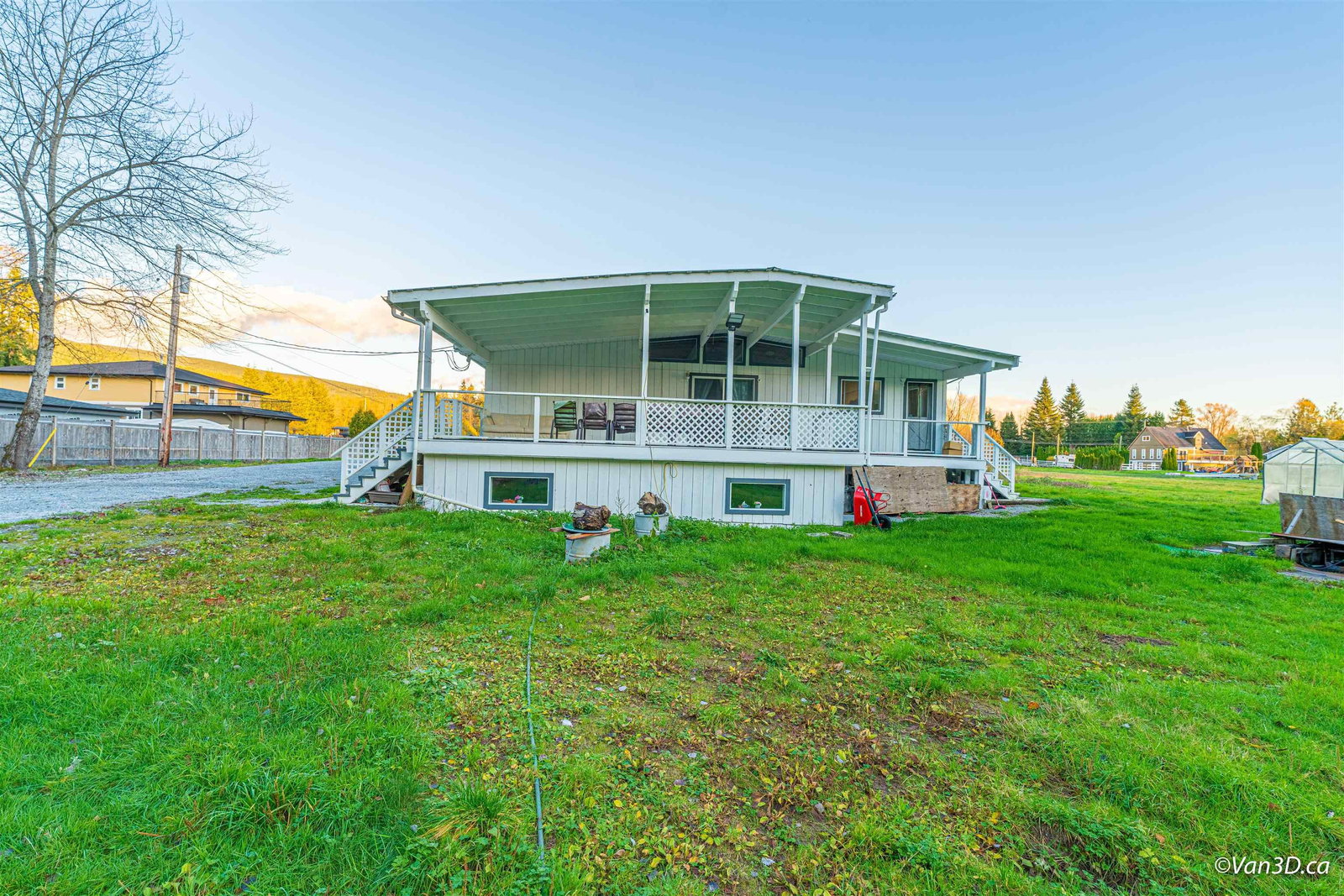Listing Image 6