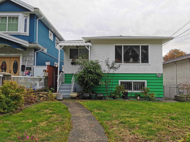 3230 Vanness Avenue