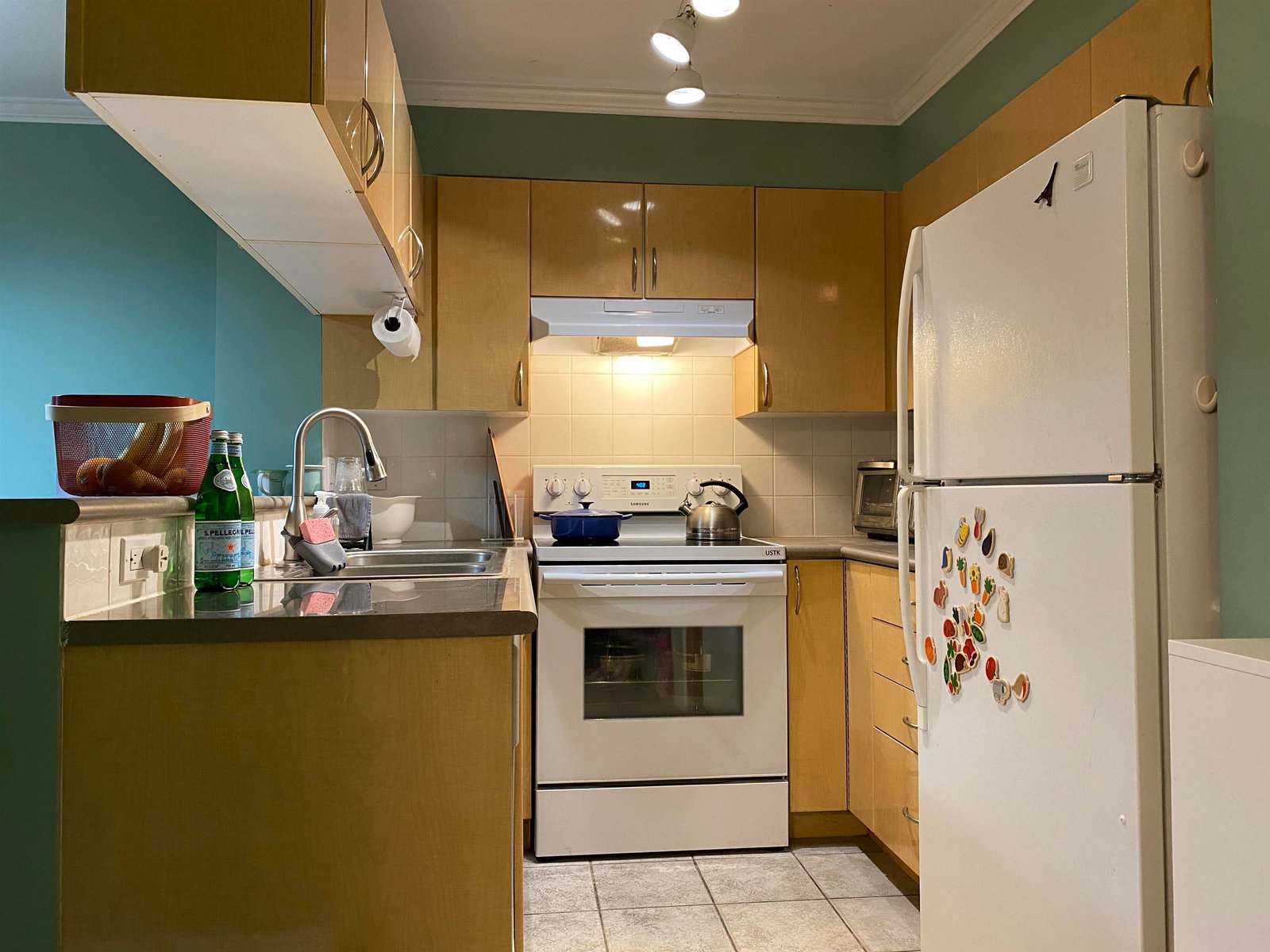Listing Image 5