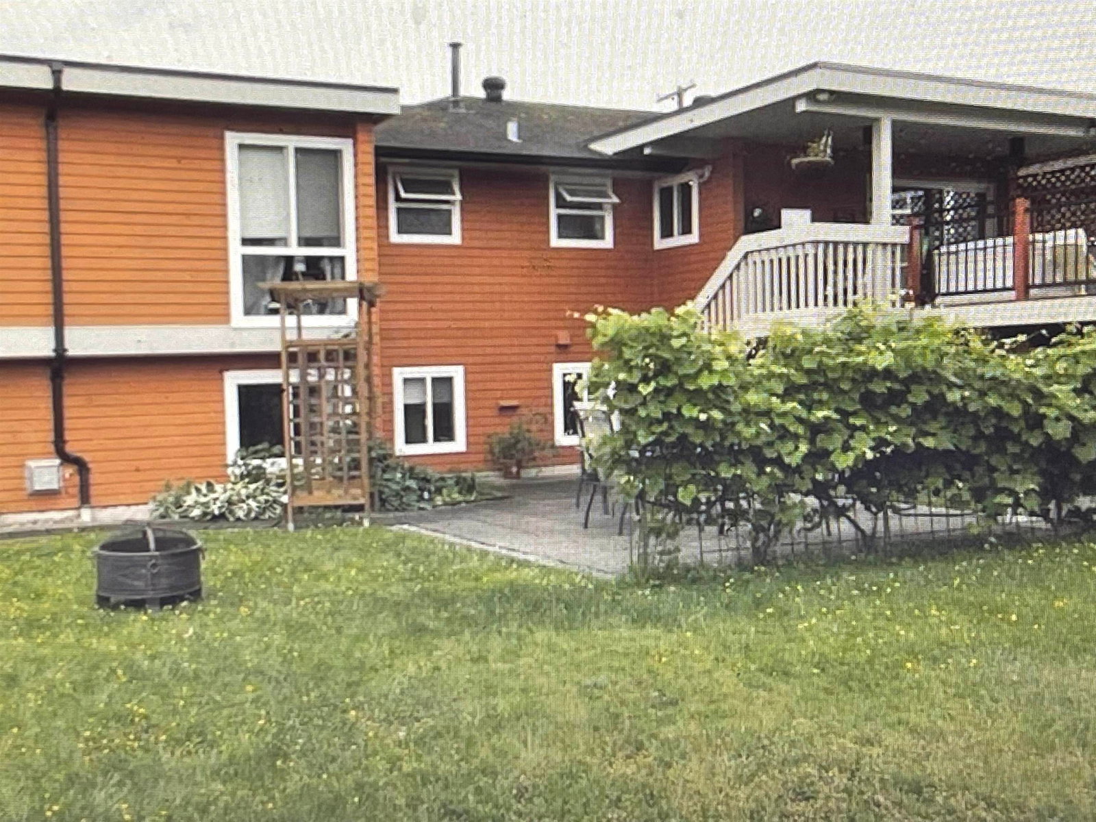 Listing Image 3