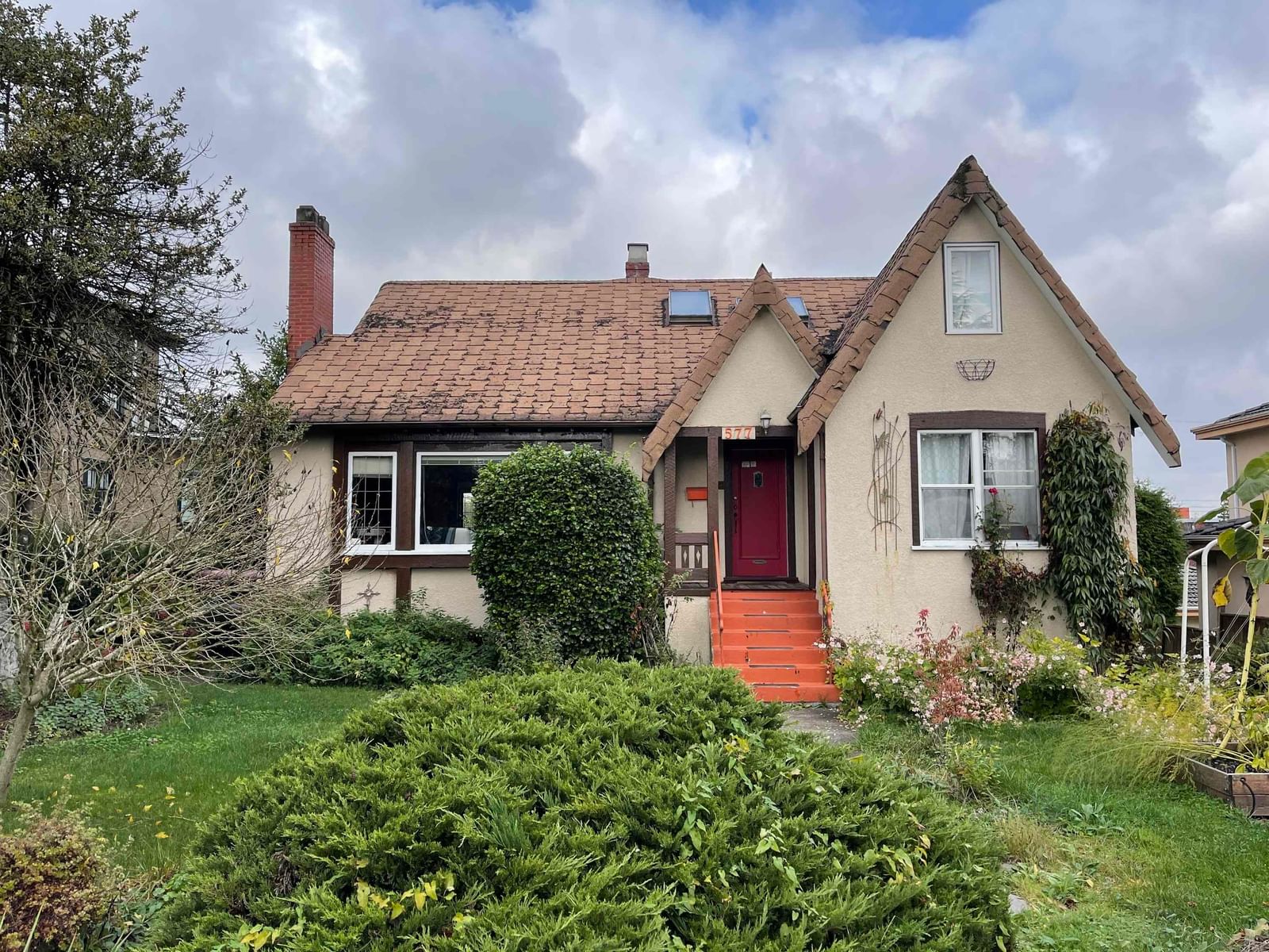 Listing Image 1