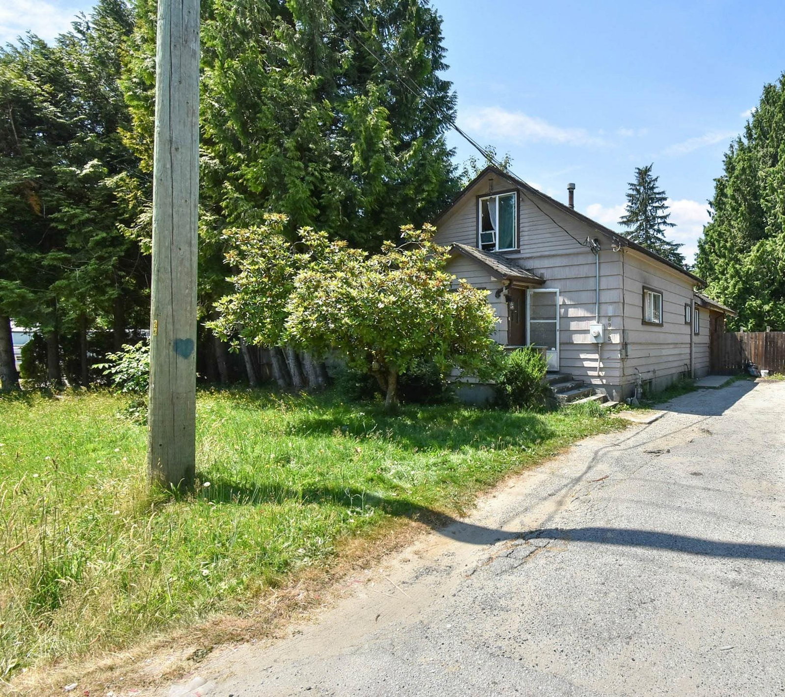 Listing Image 12