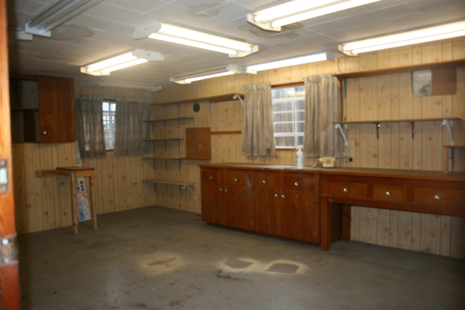 Listing Image 12