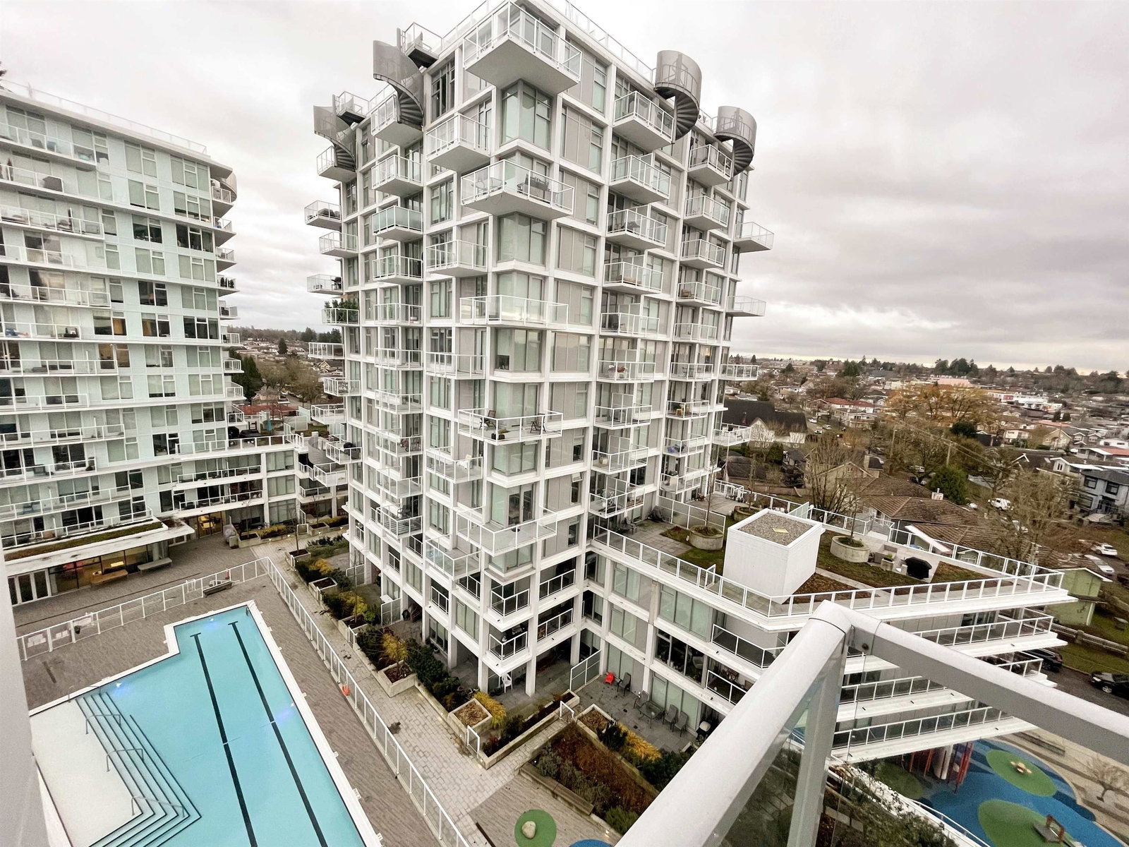 Listing Image 13