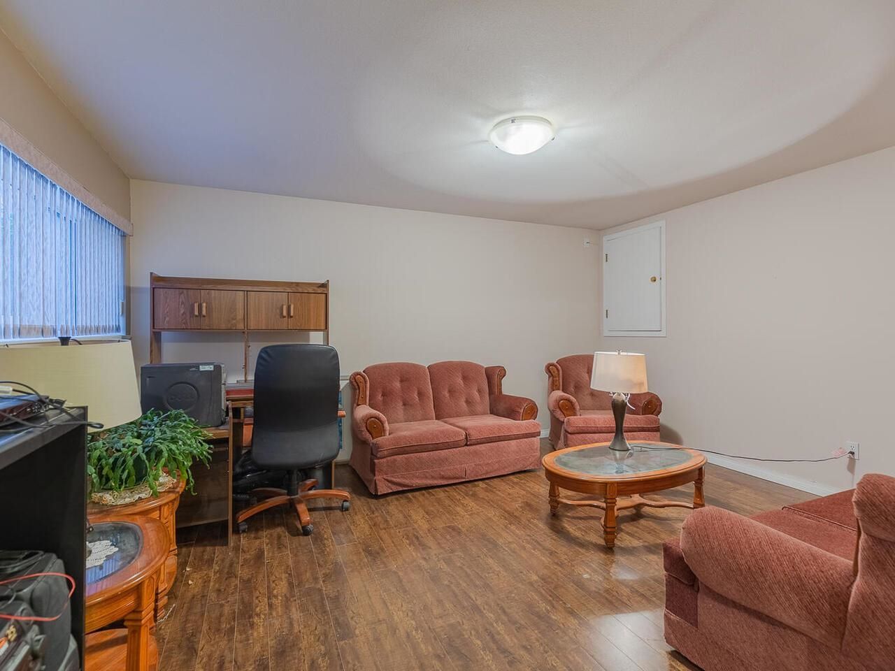 Listing Image 20