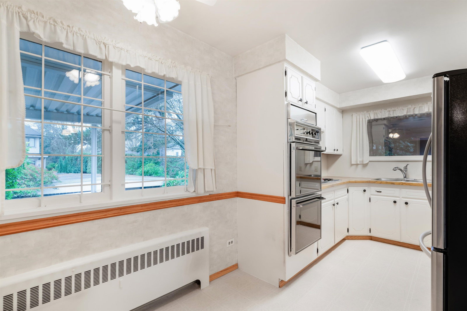Listing Image 14