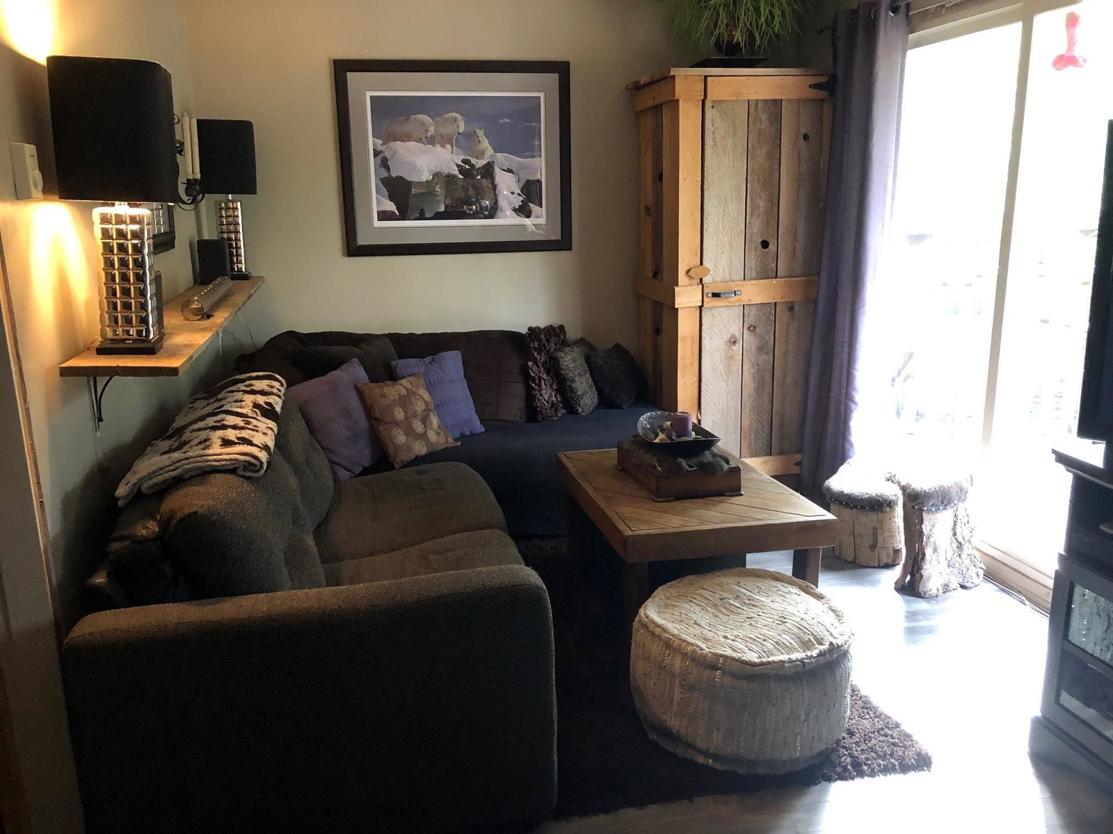 Listing Image 10