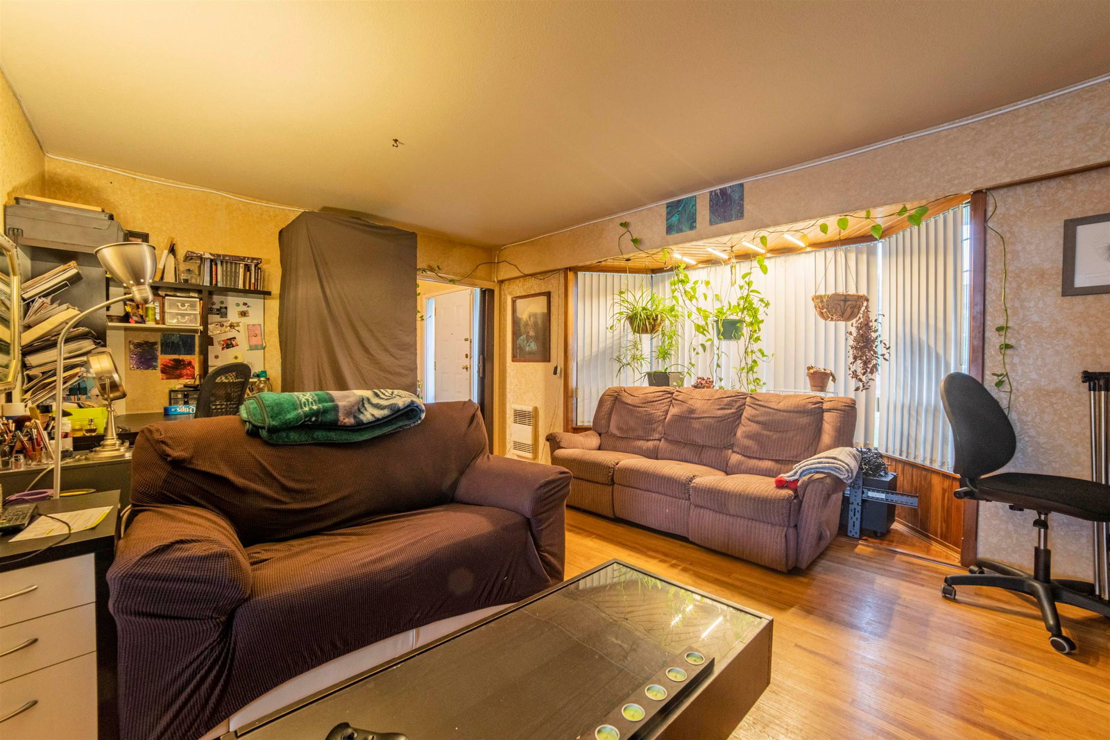 Listing Image 9
