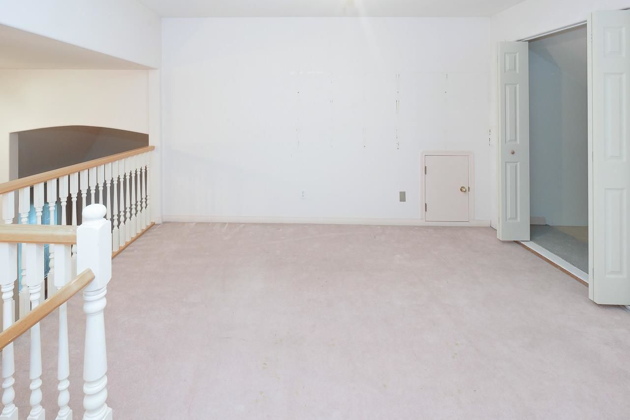 Listing Image 30