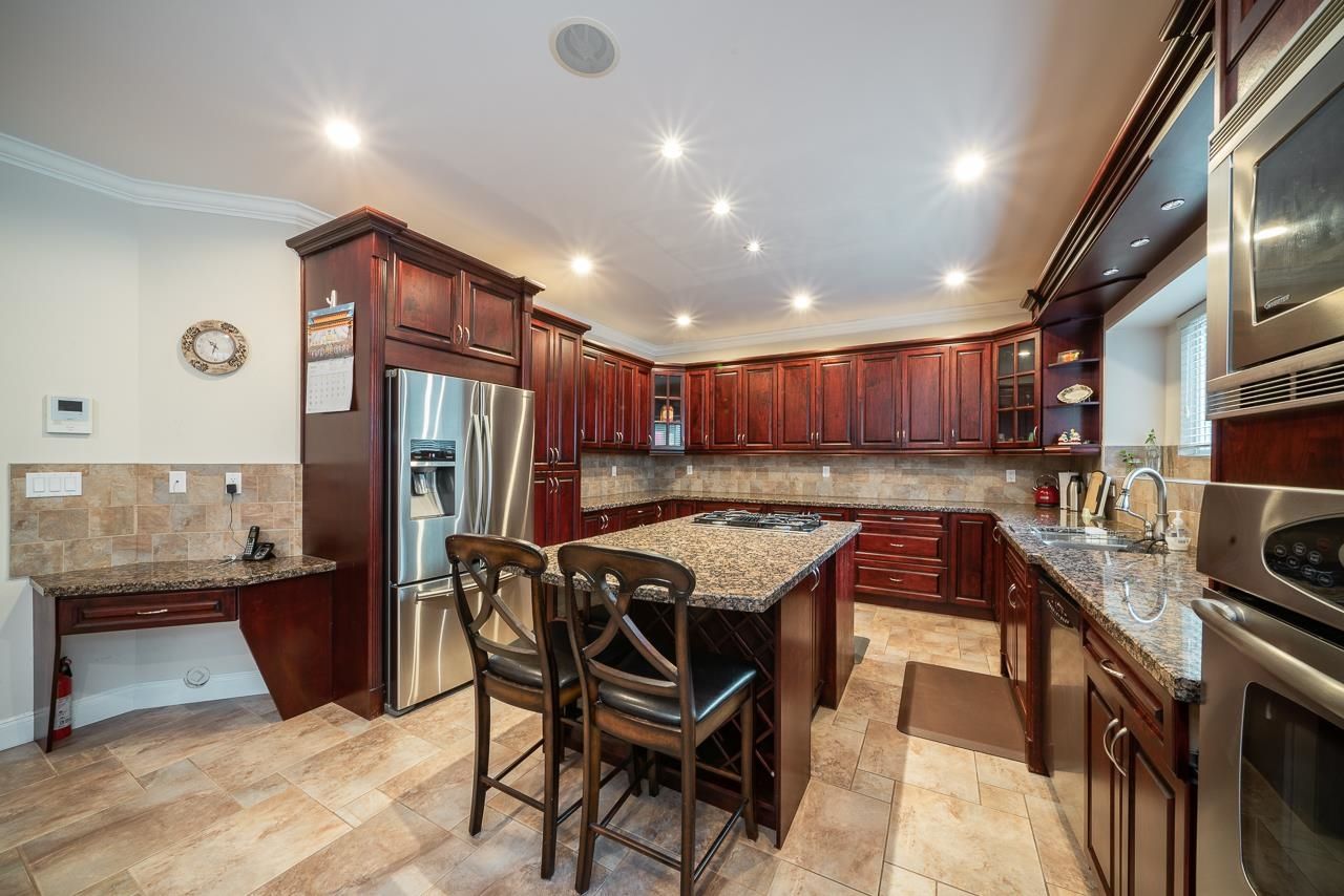 Listing Image 13