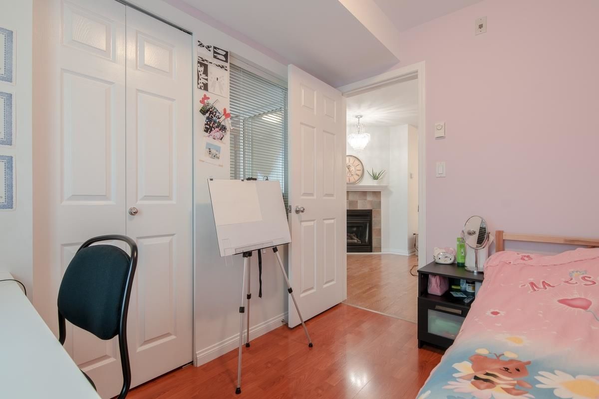 Listing Image 16