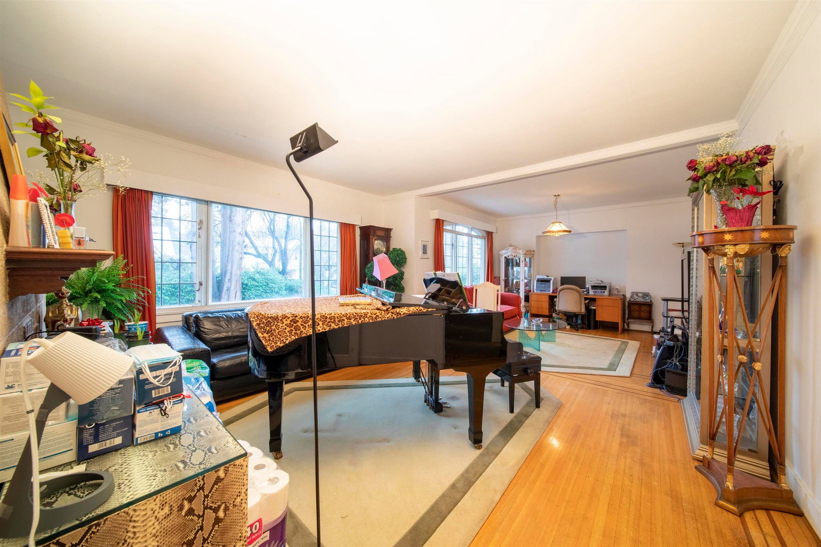 Listing Image 9