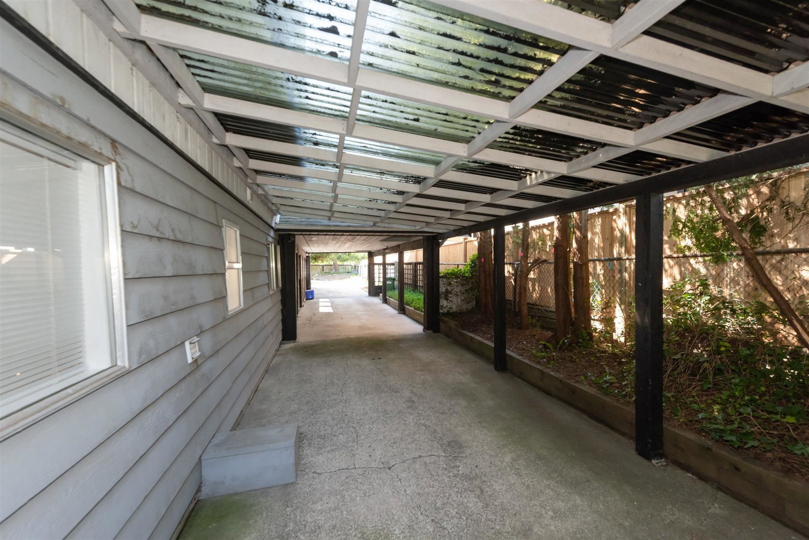 Listing Image 27