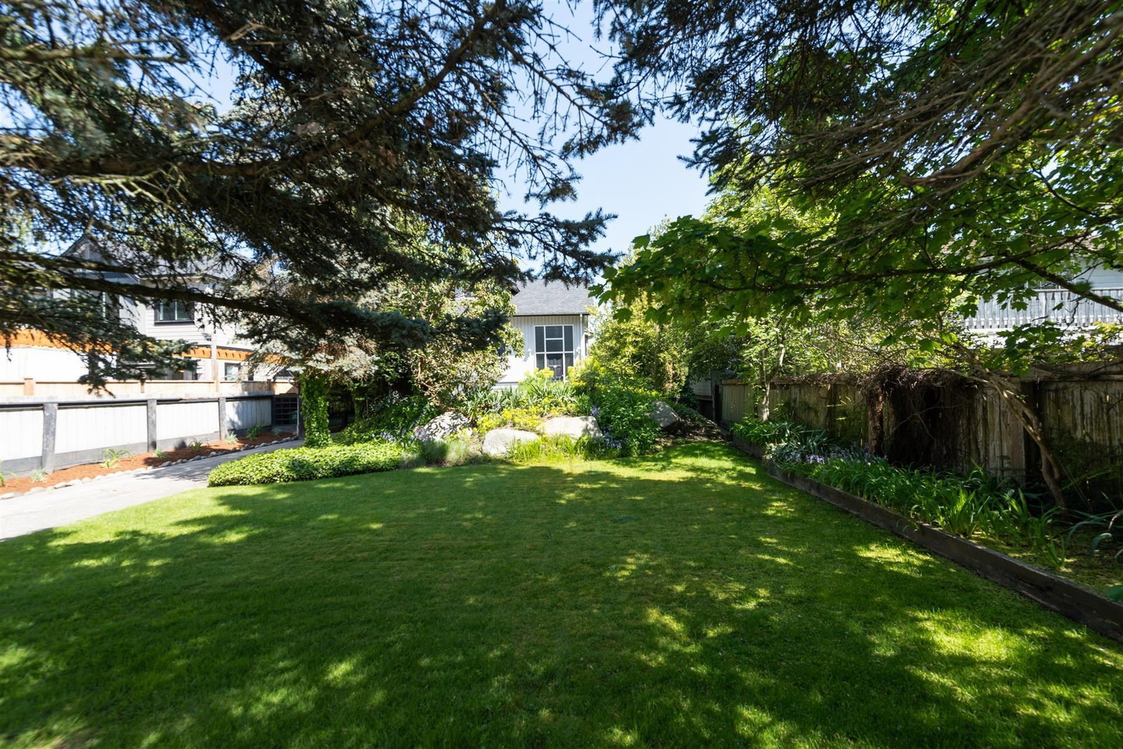 Listing Image 29