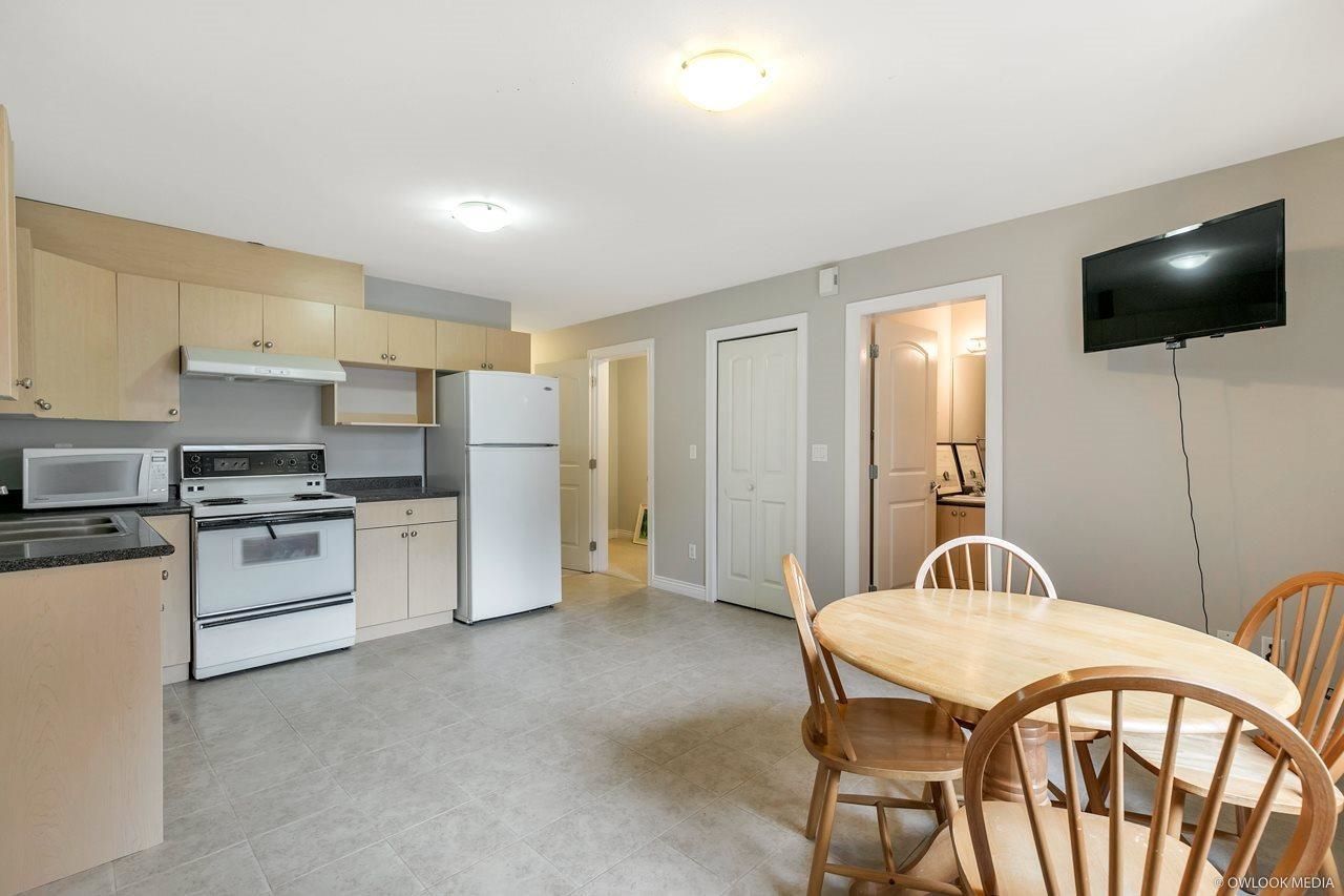 Listing Image 16
