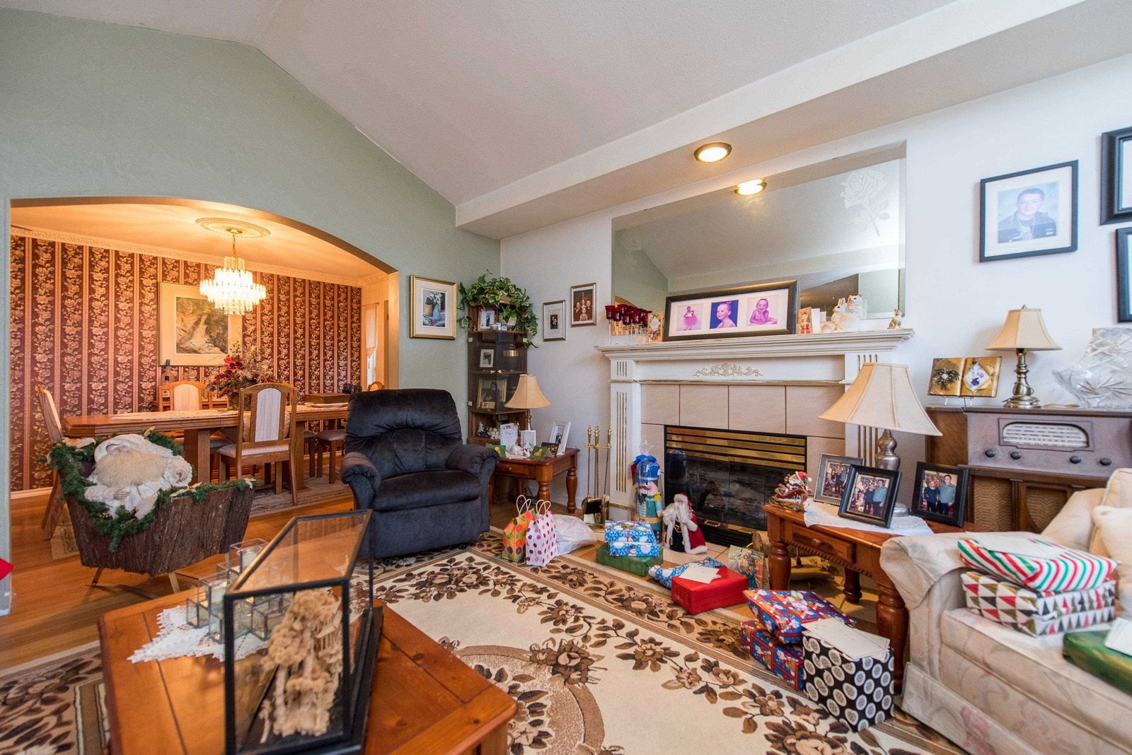 Listing Image 8