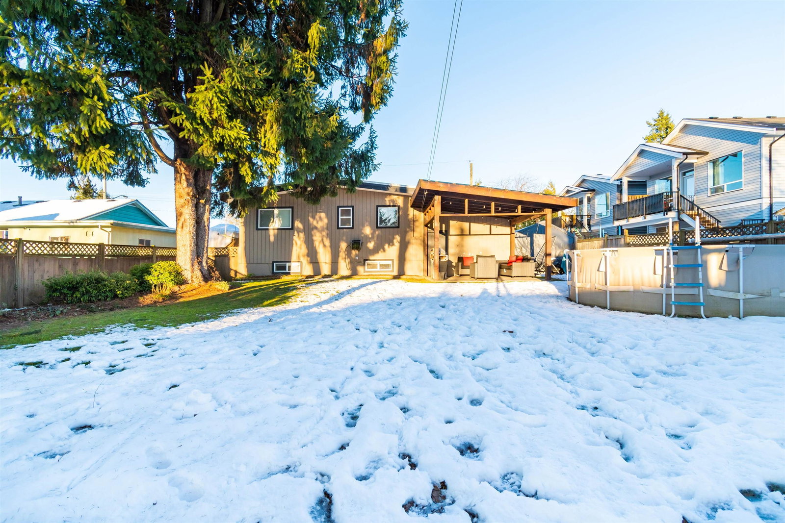 Listing Image 6