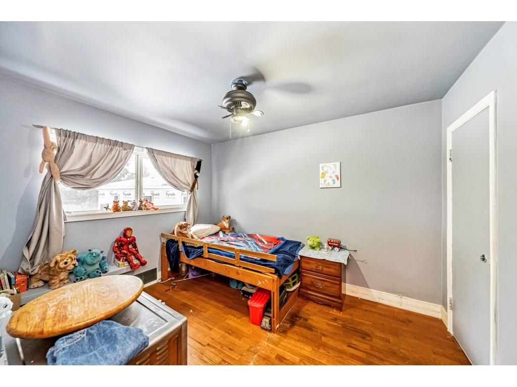 Listing Image 22