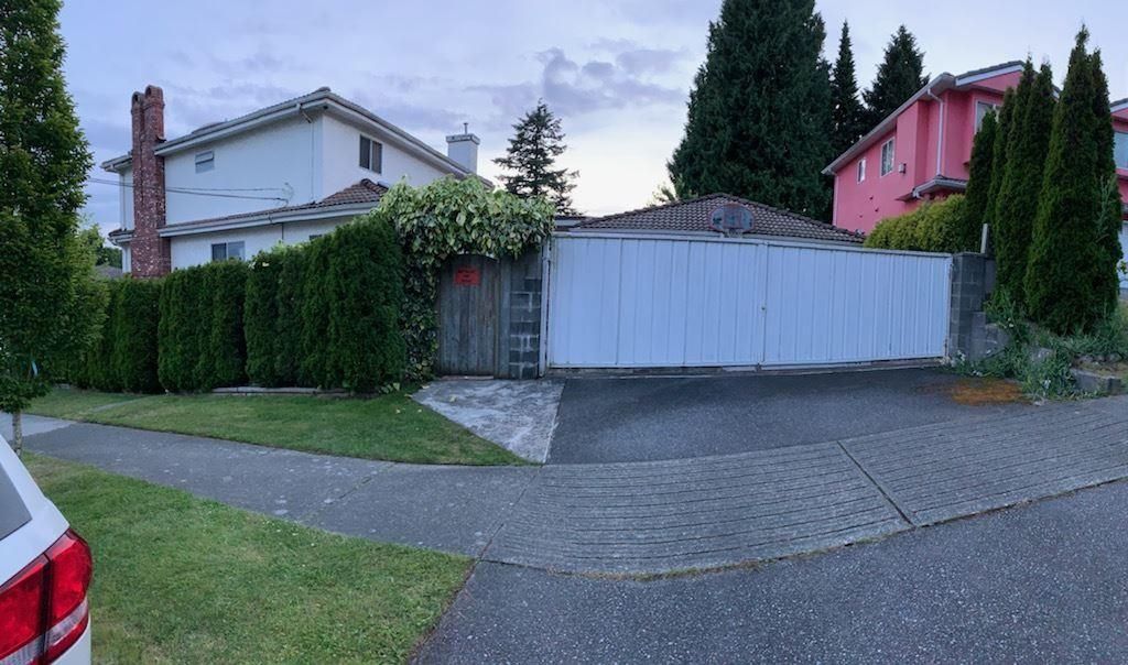 Listing Image 11