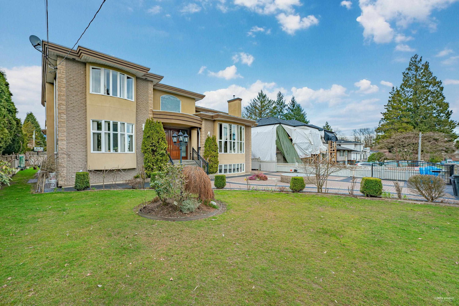 Listing Image 3