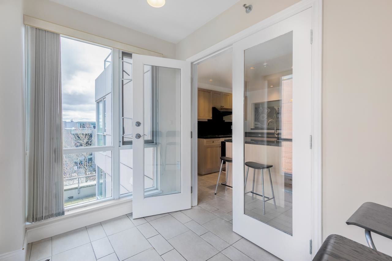Listing Image 10
