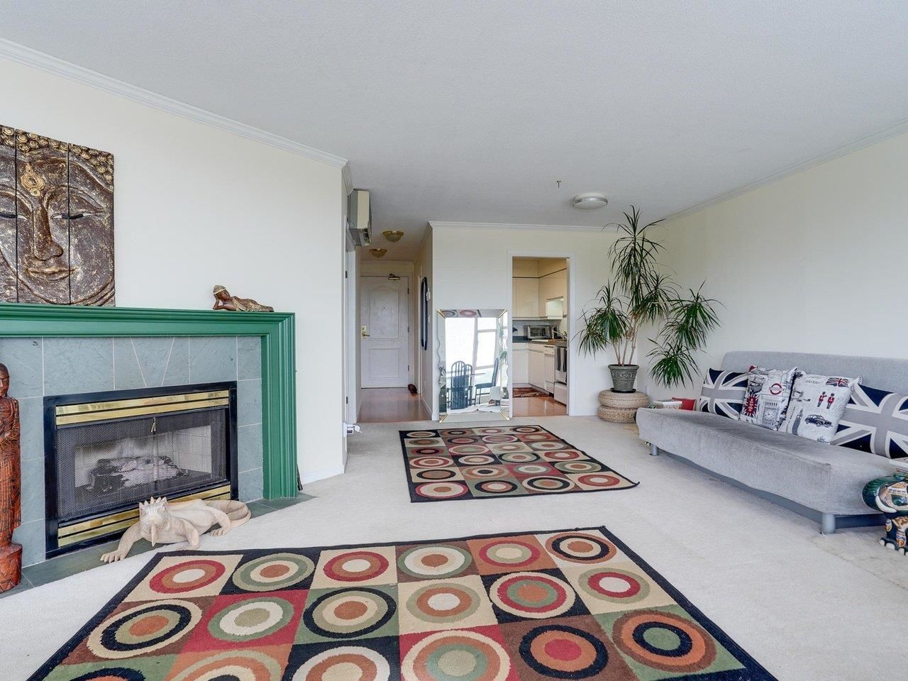 Listing Image 17