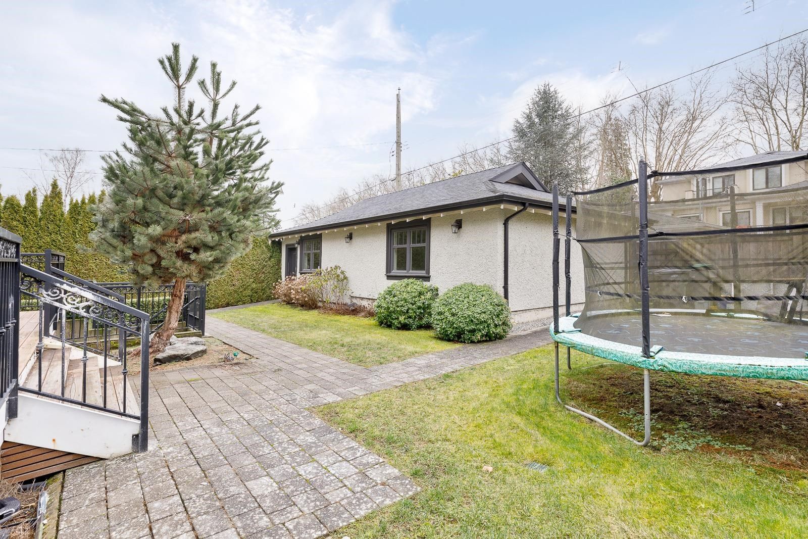 Listing Image 33
