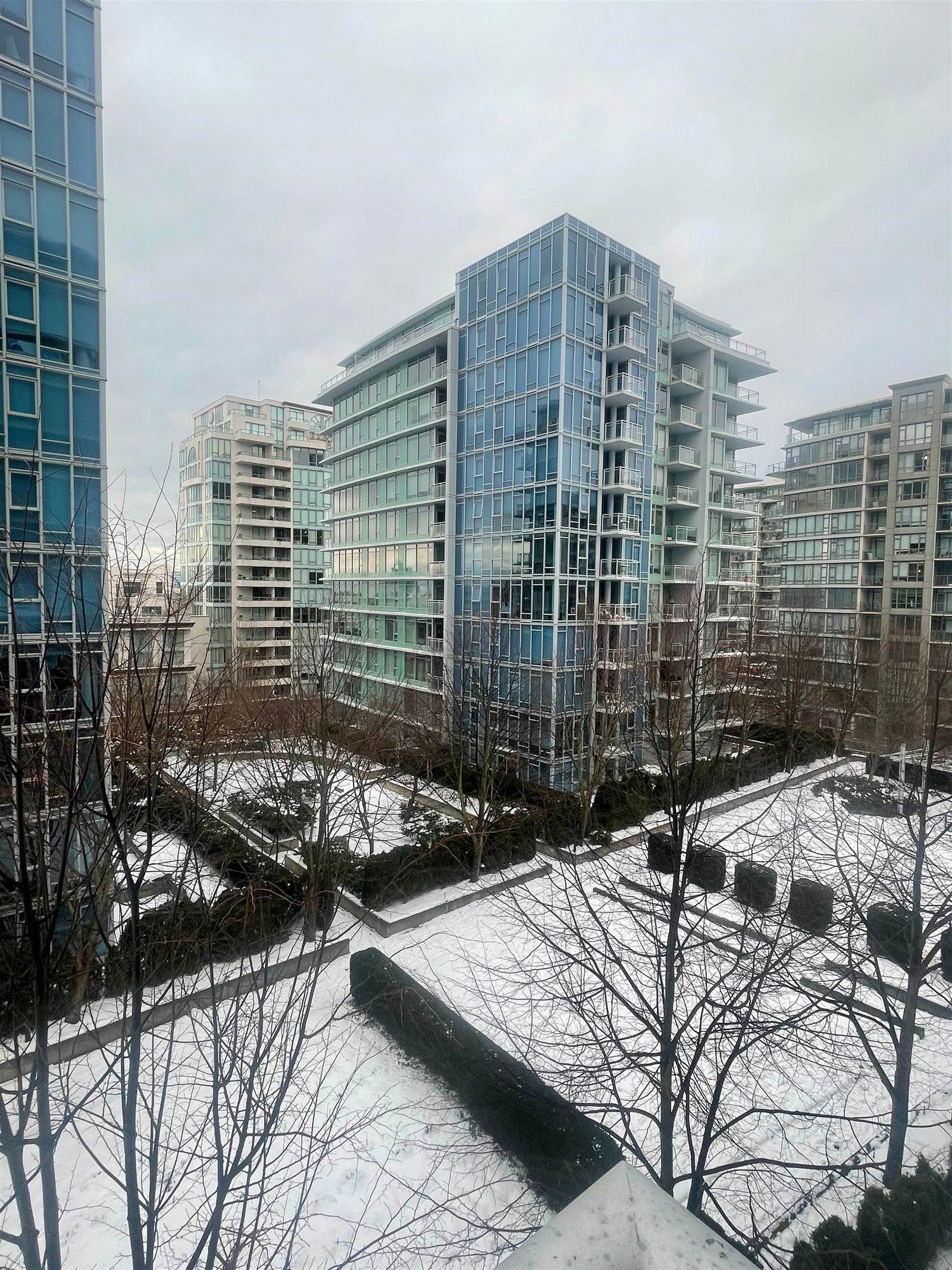 Listing Image 8