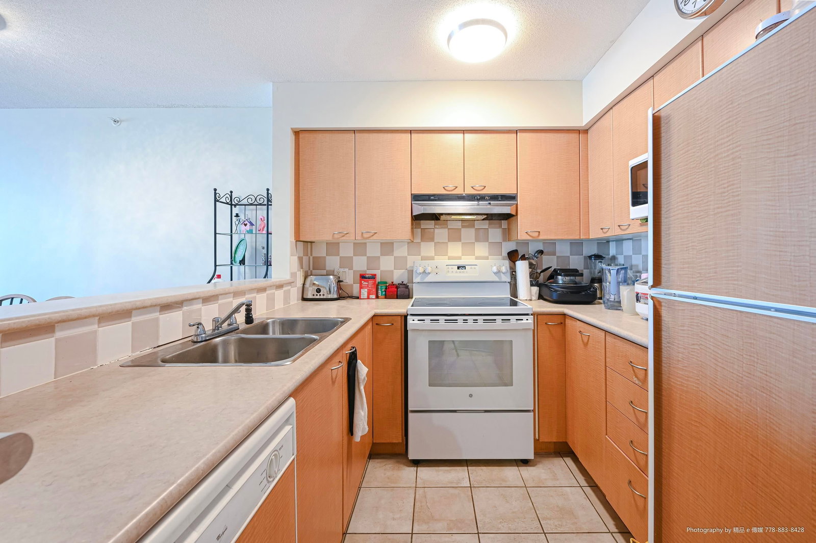 Listing Image 5