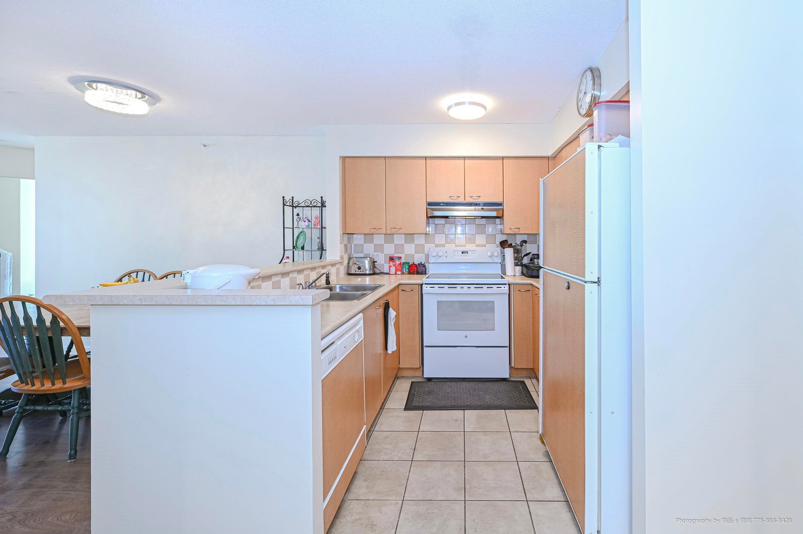 Listing Image 6