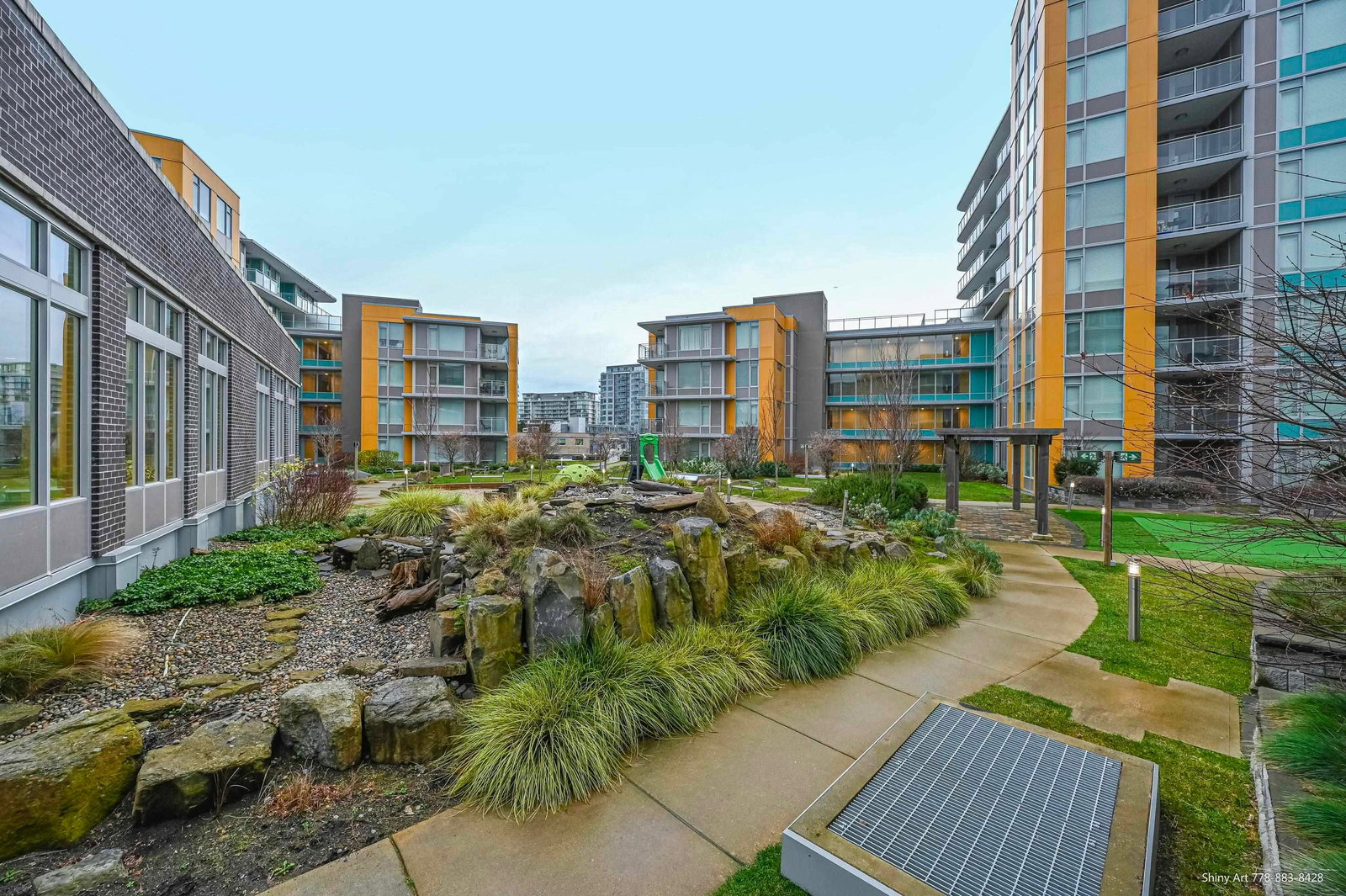 Listing Image 5