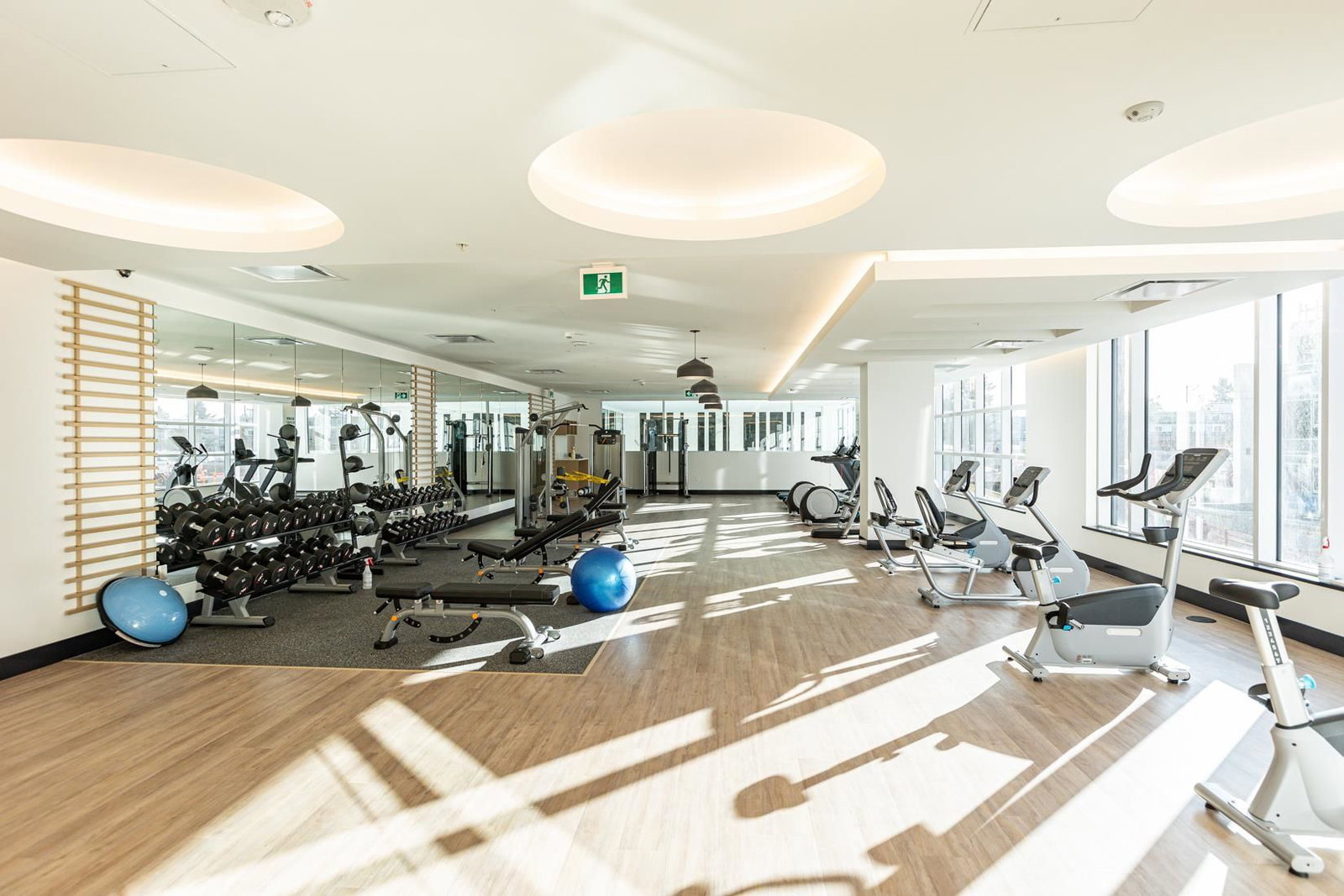 Listing Image 27