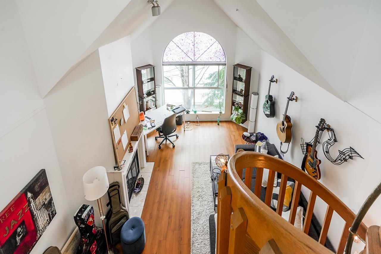 Listing Image 21