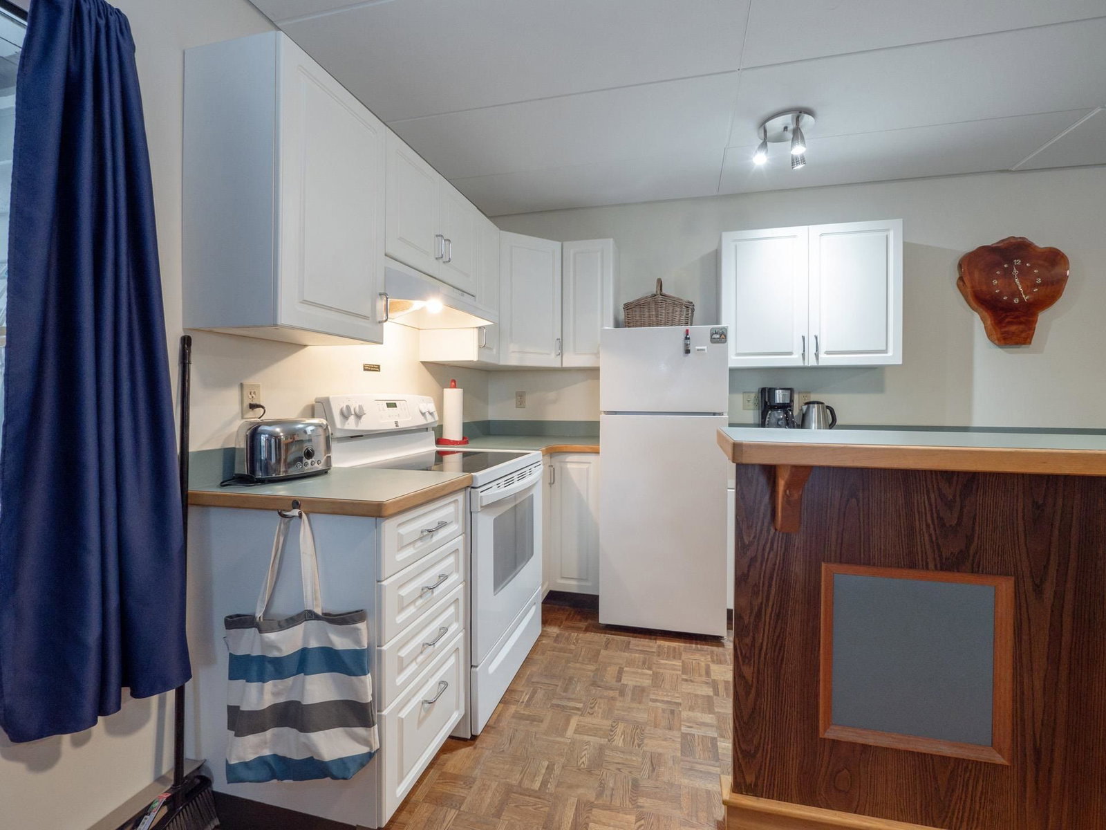 Listing Image 21